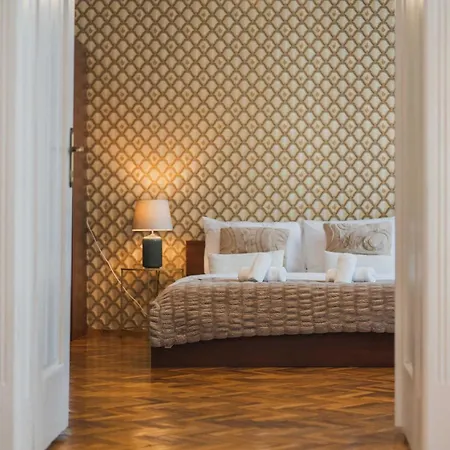 Apartamento Classic Old Town With Private Balcony *