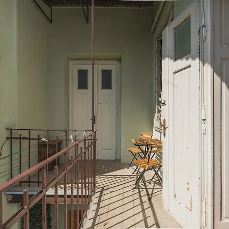 Apartamento Classic Old Town With Private Balcony Bratislava